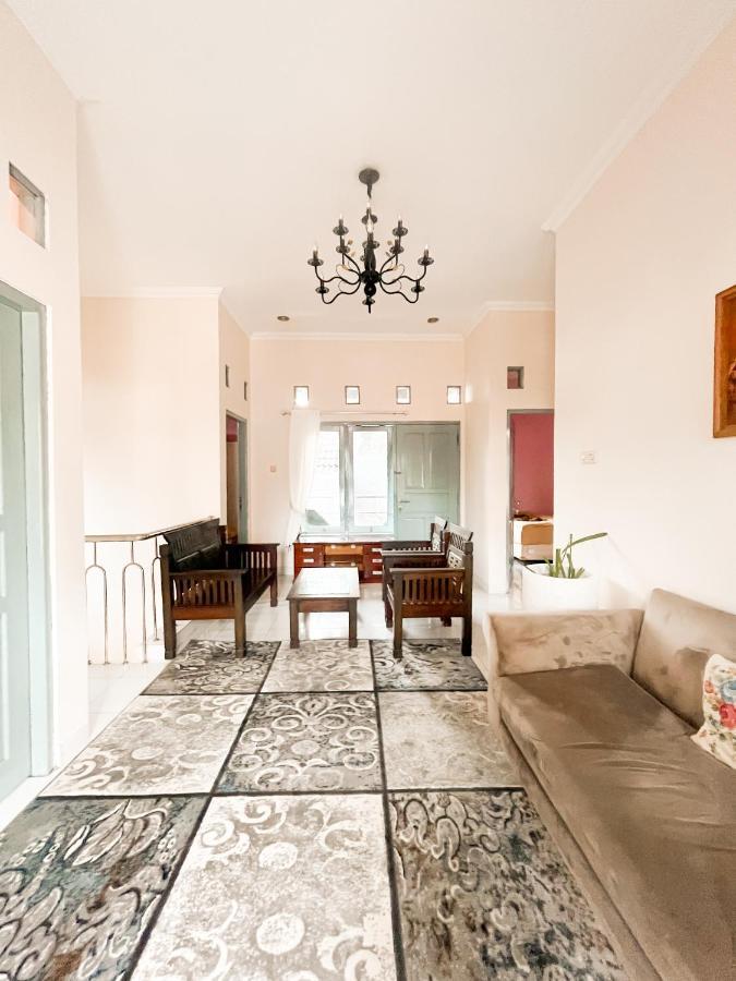 Homestay Kamar Tamu Gedongkiwo 日惹 外观 照片
