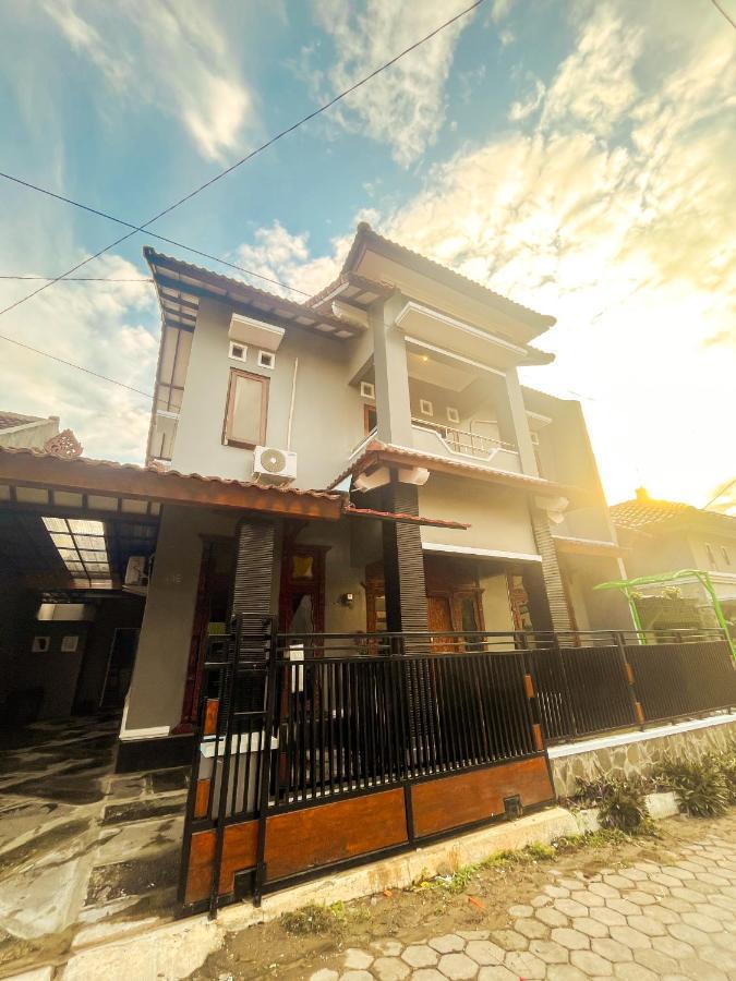 Homestay Kamar Tamu Gedongkiwo 日惹 外观 照片
