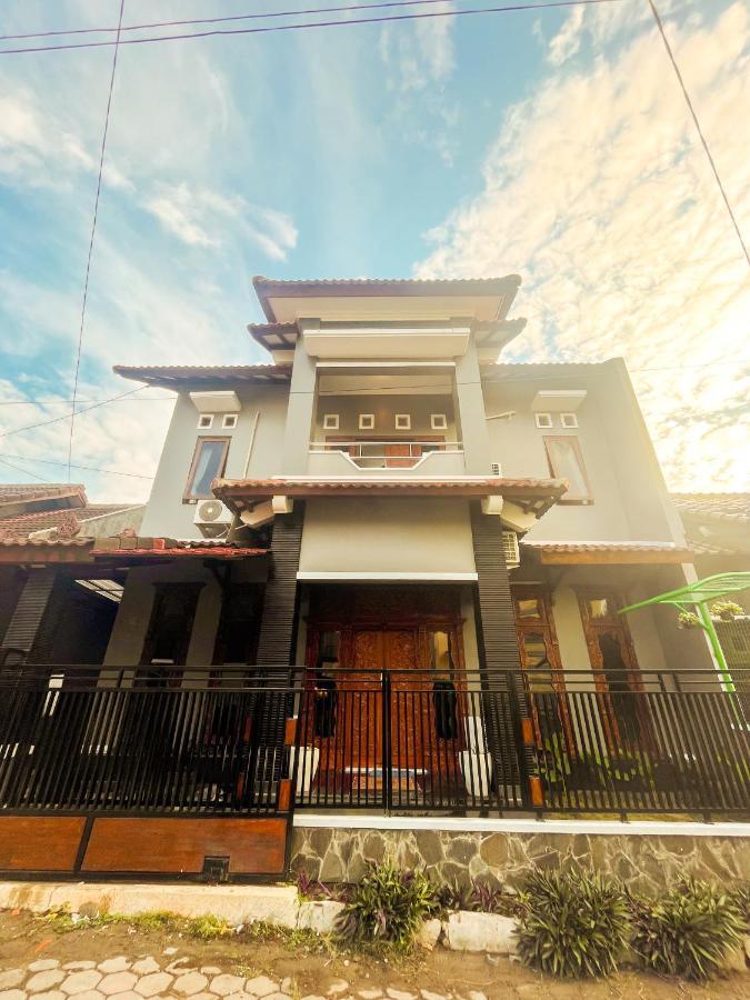 Homestay Kamar Tamu Gedongkiwo 日惹 外观 照片